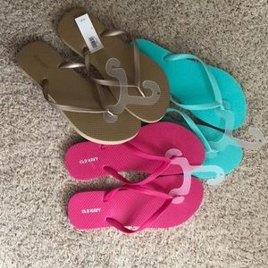 Lot of 3 Old navy flip flops